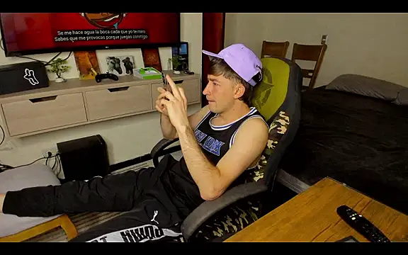 Fun Whit Alexxx online show from 08.05.26
