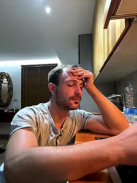 Adventurehotman online show from 09.22.25