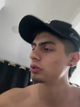 Stiven CL online show from 02.16.25