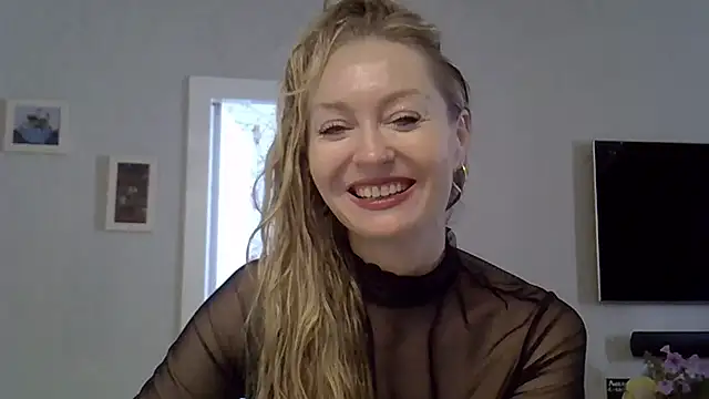 ZarinaSwift online show from 09.29.25