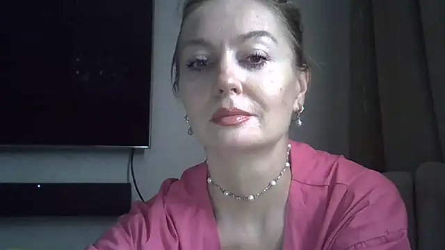 Snapshot of ZarinaSwift chatting on 06.02.26 ZarinaSwift online show from 06.02.26