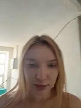 AmmyHot online show from 11.25.25