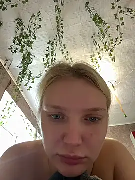 Snapshot of AmmyHot chatting on 06.28.26 AmmyHot online show from 06.28.26