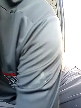 Hotbodyscottie online show from 12.09.24