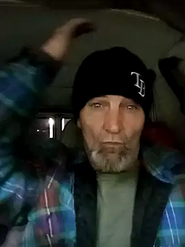 Hotbodyscottie online show from 12.21.24