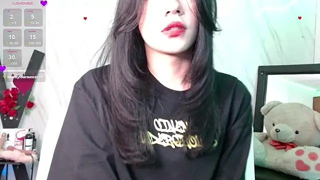 Snapshot of jeimy_garcia chatting on 09.15.25 jeimy garcia online show from 09.15.25