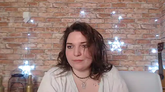 Snapshot of Amelia_Kiss_ chatting on 12.31.24 Amelia Kiss  online show from 12.31.24