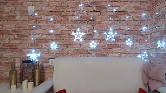 Snapshot of Amelia_Kiss_ chatting on 01.04.25 Amelia Kiss  online show from 01.04.25