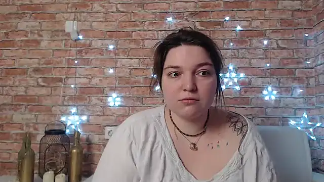 Snapshot of Amelia_Kiss_ chatting on 02.01.25 Amelia Kiss  online show from 02.01.25