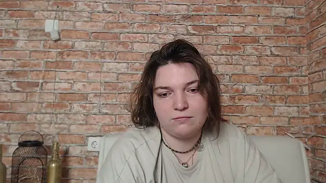 Snapshot of Amelia_Kiss_ chatting on 02.04.25 Amelia Kiss  online show from 02.04.25