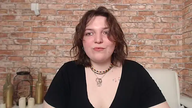 Snapshot of Amelia_Kiss_ chatting on 02.18.25 Amelia Kiss  online show from 02.18.25