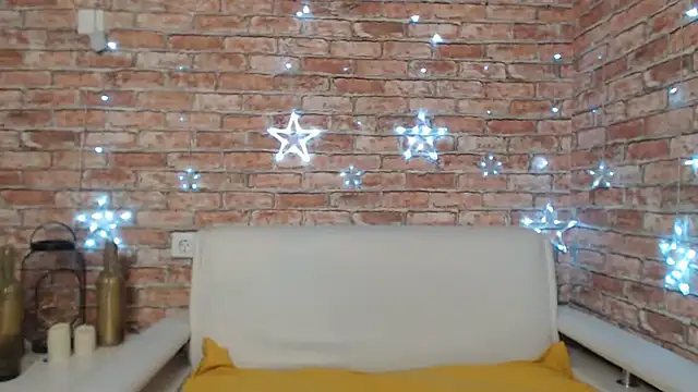 Snapshot of Amelia_Kiss_ chatting on 02.26.25 Amelia Kiss  online show from 02.26.25