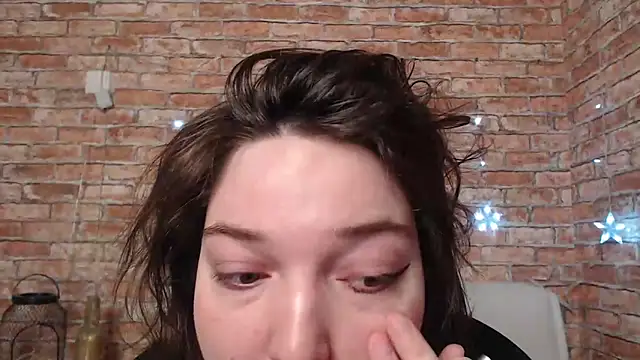 Snapshot of Amelia_Kiss_ chatting on 03.04.25 Amelia Kiss  online show from 03.04.25