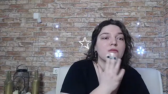 Snapshot of Amelia_Kiss_ chatting on 03.10.25 Amelia Kiss  online show from 03.10.25