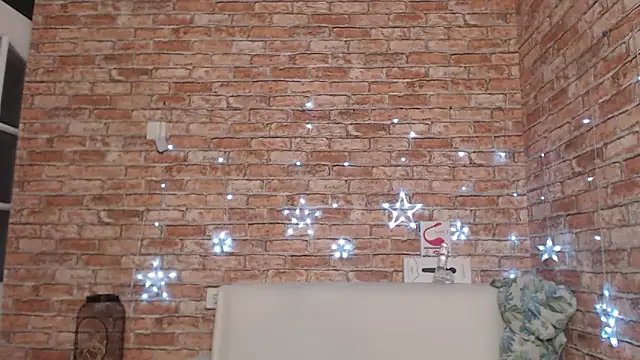 Snapshot of Amelia_Kiss_ chatting on 09.12.25 Amelia Kiss  online show from 09.12.25