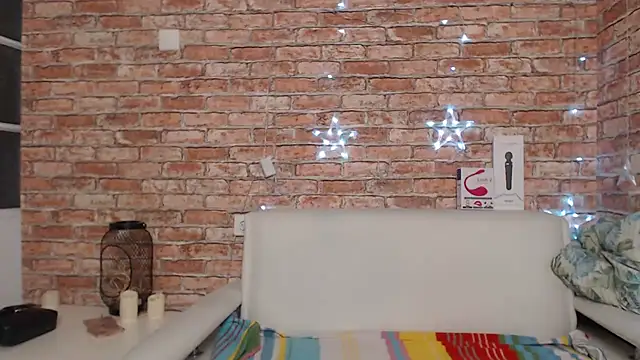 Snapshot of Amelia_Kiss_ chatting on 10.02.25 Amelia Kiss  online show from 10.02.25