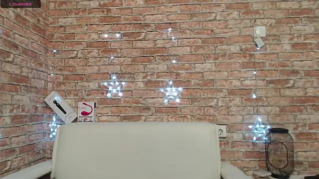 Amelia Kiss  online show from 02.10.26