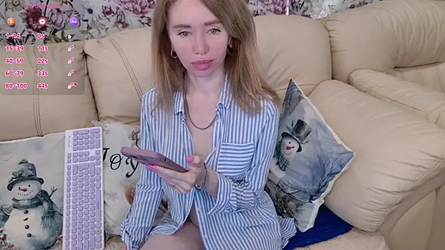Snapshot of Bambixxxbaby chatting on 01.10.25 Bambixxxbaby online show from 01.10.25