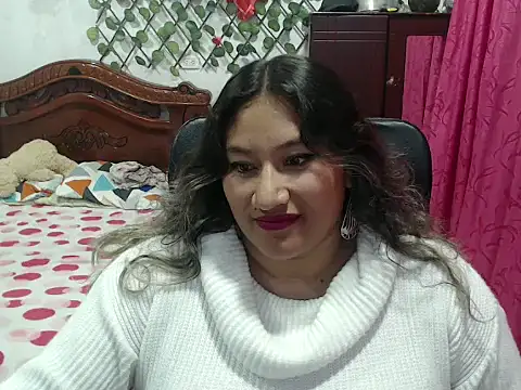 EmilyLove1014 online show from 12.29.24