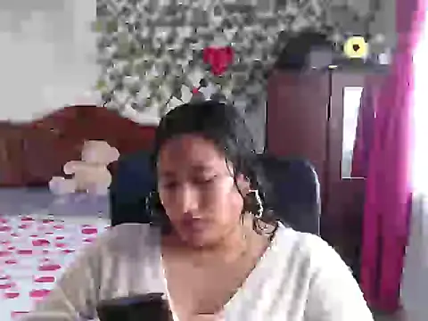 EmilyLove1014 online show from 01.03.25