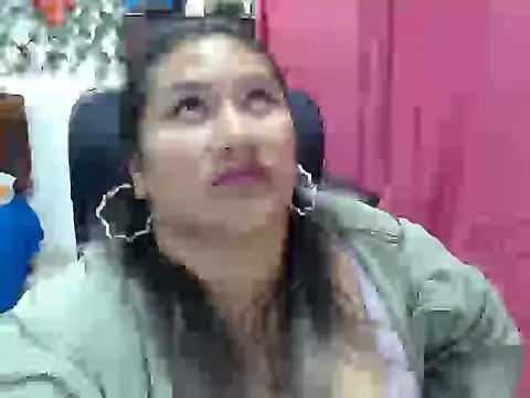 EmilyLove1014 online show from 02.20.25