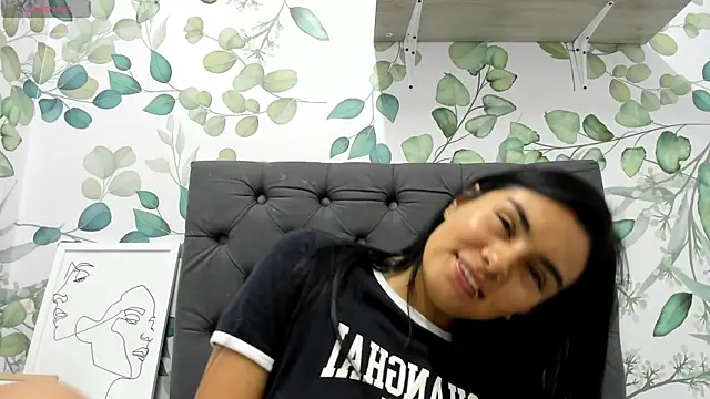 Snapshot of atilanadiaz7 chatting on 01.14.25 atilanadiaz7 online show from 01.14.25