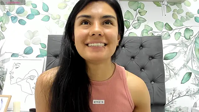 Snapshot of atilanadiaz7 chatting on 01.28.25 atilanadiaz7 online show from 01.28.25