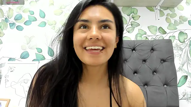 Snapshot of atilanadiaz7 chatting on 02.06.25 atilanadiaz7 online show from 02.06.25