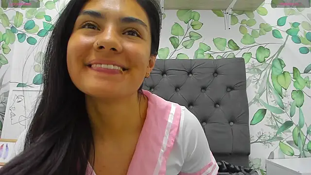 Snapshot of atilanadiaz7 chatting on 02.10.25 atilanadiaz7 online show from 02.10.25