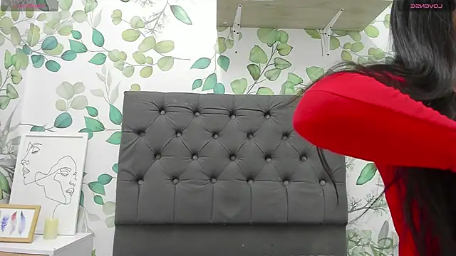 Snapshot of atilanadiaz7 chatting on 02.14.25 atilanadiaz7 online show from 02.14.25