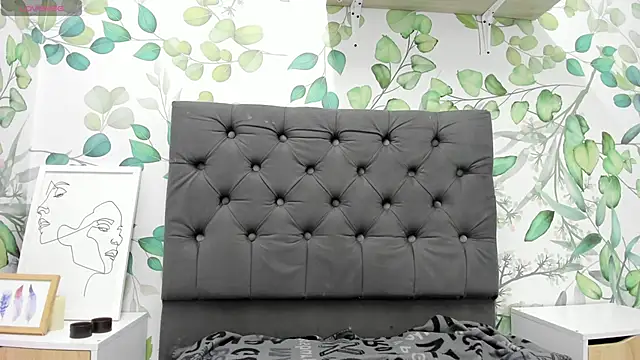 Snapshot of atilanadiaz7 chatting on 03.21.25 atilanadiaz7 online show from 03.21.25