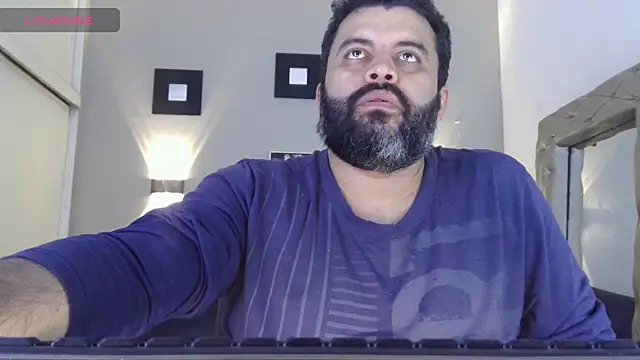 Santi Ruiz2 online show from 03.18.25