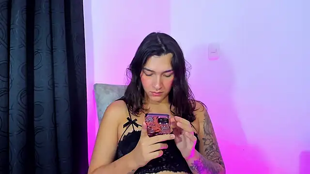 Snapshot of Camila_Coxx chatting on 12.07.24 Camila Coxx online show from 12.07.24