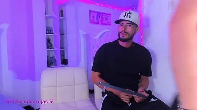 Snapshot of Camila_Coxx chatting on 09.17.25 Camila Coxx online show from 09.17.25