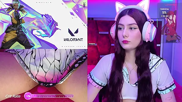 Snapshot of LiaGames chatting on 03.21.25 LiaGames online show from 03.21.25