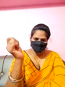 melina214 online show from 10.26.25