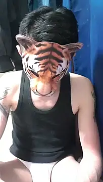 Snapshot of JJjing chatting on 09.27.25 JJjing online show from 09.27.25