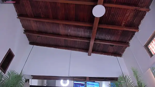 emily-fox online show from 02.26.25