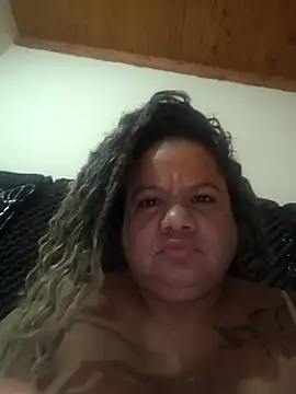 Snapshot of Carlabrasileira chatting on 09.25.25 Carlabrasileira online show from 09.25.25