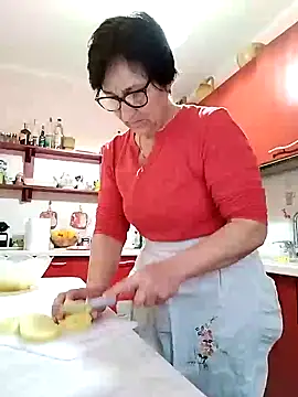 Snapshot of passione503 chatting on 12.24.24 passione503 online show from 12.24.24