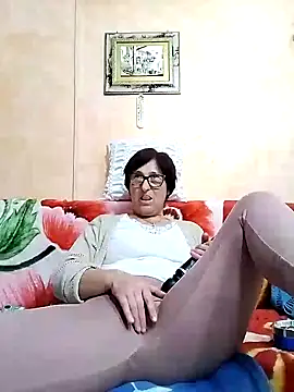 Snapshot of passione503 chatting on 01.12.25 passione503 online show from 01.12.25