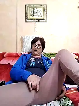 Snapshot of passione503 chatting on 01.20.25 passione503 online show from 01.20.25