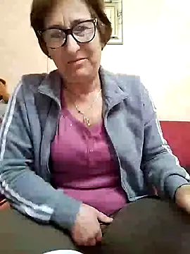 Snapshot of passione503 chatting on 02.09.25 passione503 online show from 02.09.25