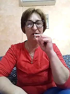 Snapshot of passione503 chatting on 02.19.25 passione503 online show from 02.19.25