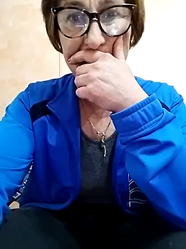 Snapshot of passione503 chatting on 02.26.25 passione503 online show from 02.26.25