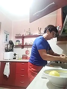 Snapshot of passione503 chatting on 10.05.25 passione503 online show from 10.05.25