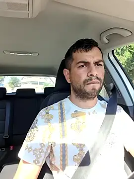 Snapshot of hornny1995 chatting on 09.20.25 hornny1995 online show from 09.20.25