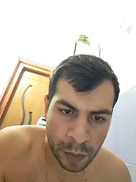 Snapshot of hornny1995 chatting on 11.22.25 hornny1995 online show from 11.22.25