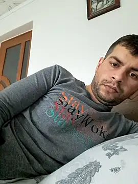 Snapshot of hornny1995 chatting on 11.23.25 hornny1995 online show from 11.23.25