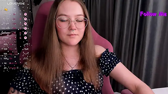 Snapshot of bunny_bubble chatting on 02.17.26 bunny bubble online show from 02.17.26